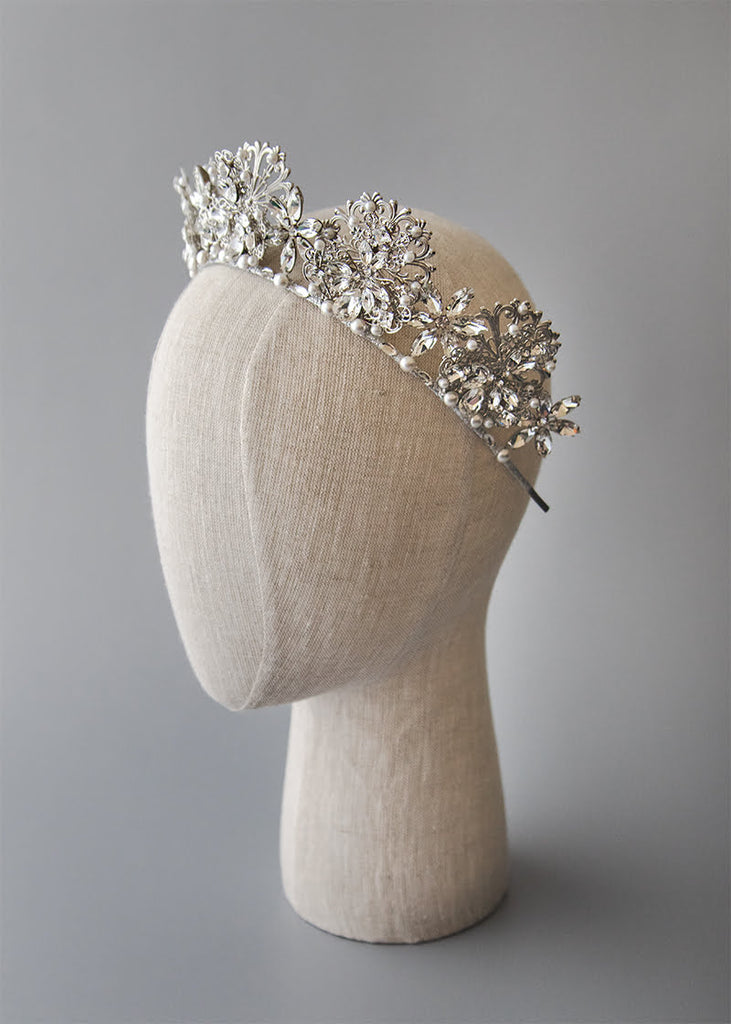 Beaded wedding crown with round filigree pieces