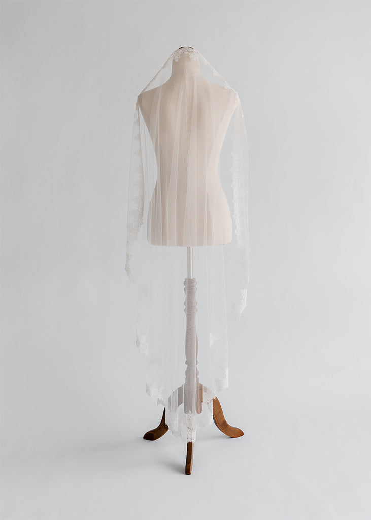 Florence lace edge mantilla single tier wedding veil.