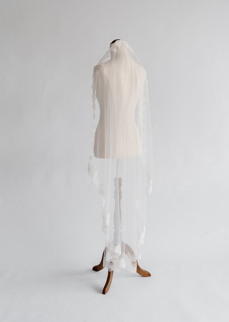 Florence lace edge mantilla single tier wedding veil.