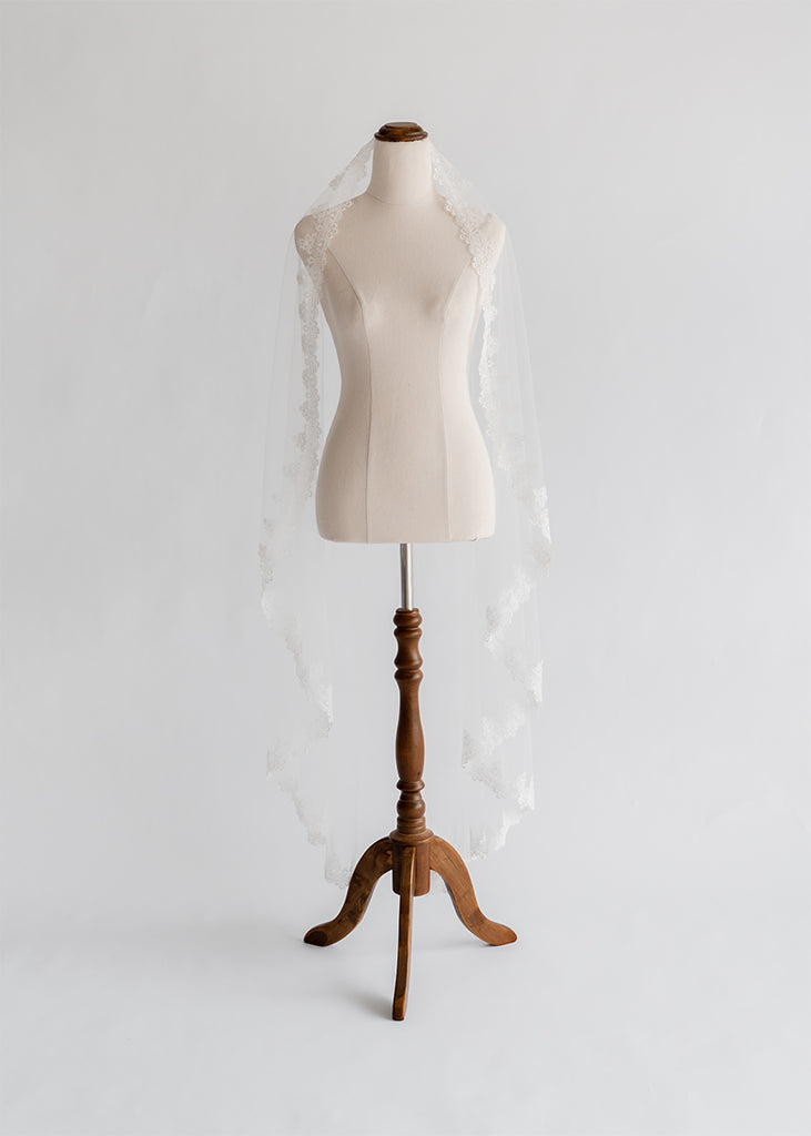 Florence lace edge mantilla single tier wedding veil.
