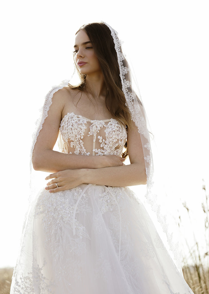 Florence lace edge mantilla single tier wedding veil.