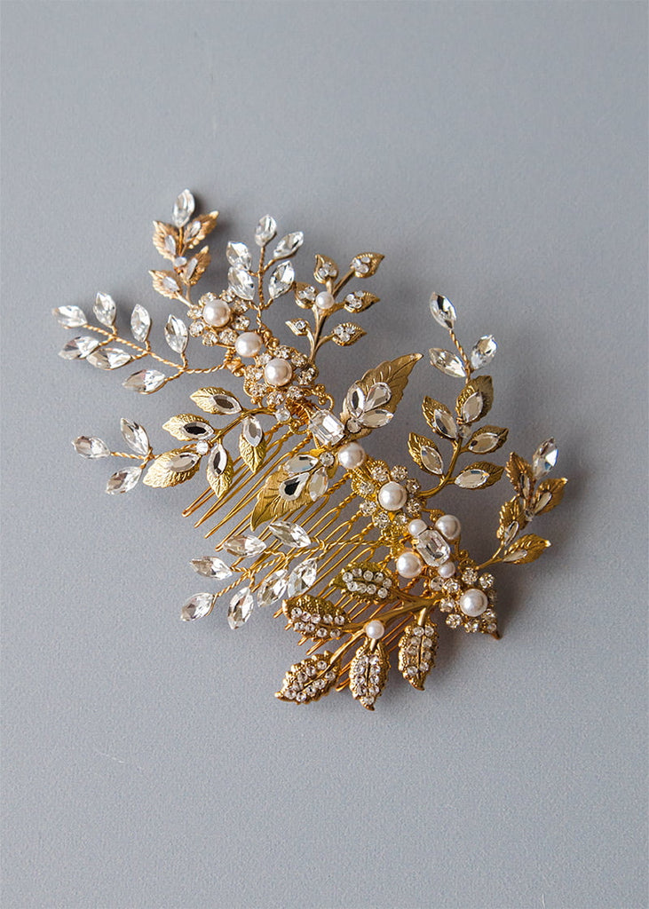 Sarah wedding comb with pearls and rhinestones